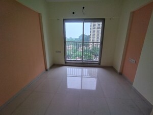 Room in 1 BHK Apartment at Metropolis Aquaris Phase 2, Kasarvadavali – for Sale