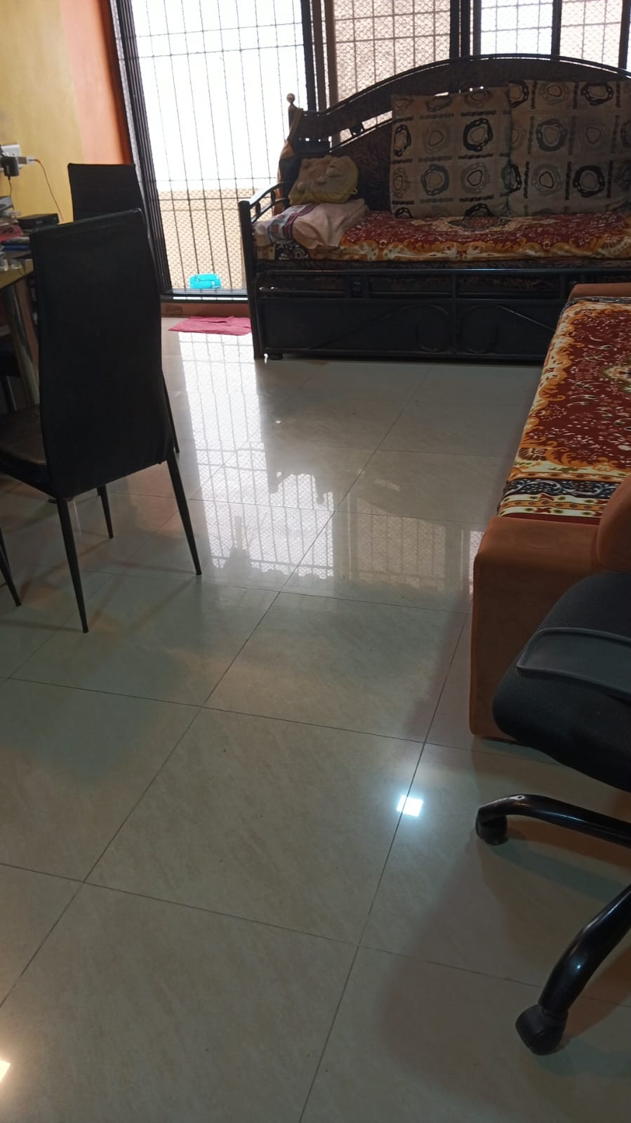 2 BHK Apartment For Sale in Vashi Sector 28