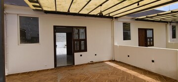 Room in 4 BHK Villa at Jagatpura – for Sale