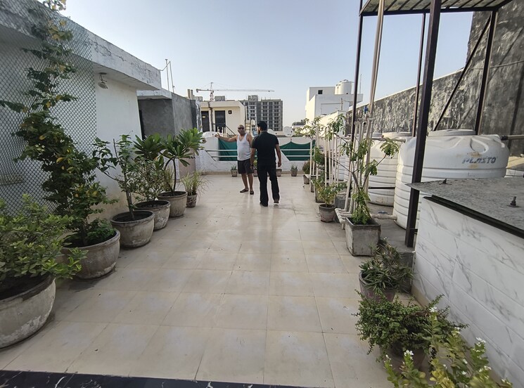 Exterior View, green fields colony 3 Bedroom 250 Sq.Yd. Builder Floor In Green Fields Colony Faridabad 9152394