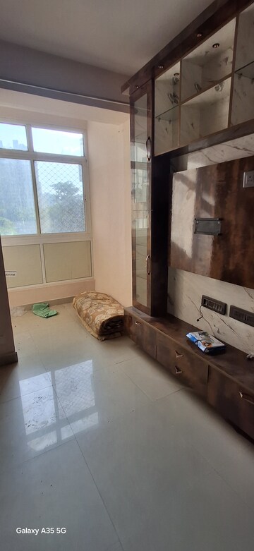 2 BHK Apartment For Rent in Supertech Cape Town, Sector 74