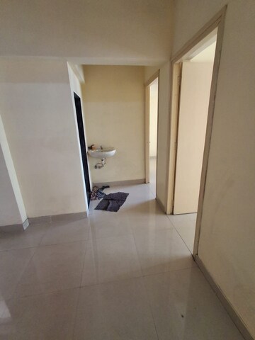 Room in 2 BHK Apartment at Highland Residency CHSL, Balkum Pada – for Rent