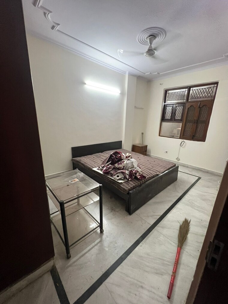 Living Room, patel nagar 3 Bedroom 1200 Sq.Ft. Builder Floor In Patel Nagar Delhi 9152472