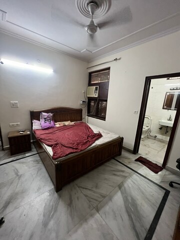 Bedroom in 3 BHK Builder Floor at Patel Nagar – for Sale