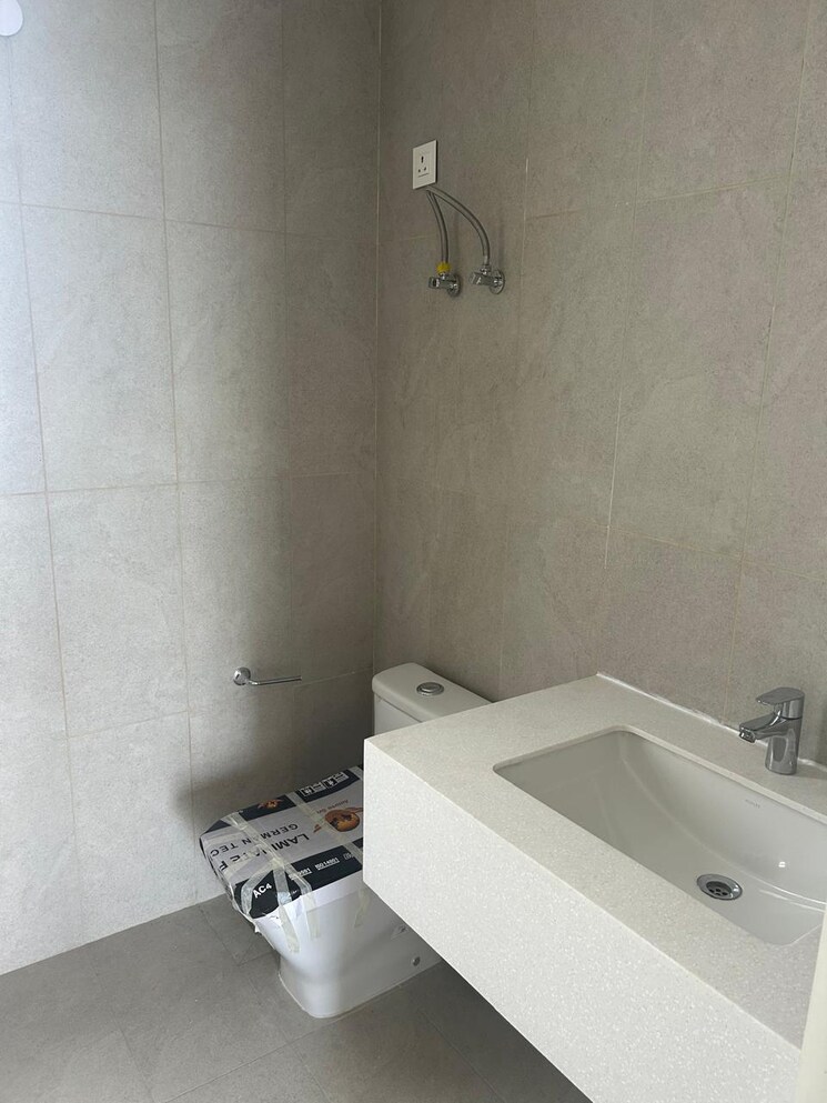 Master Bedroom, godrej-oasis 2.5 Bedroom 1479 Sq.Ft. Apartment In Sector 88a Gurgaon 9152494