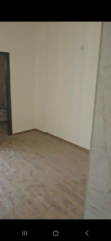 Room in 4 BHK Apartment at Chintels Serenity, Sector 109 – for Rent