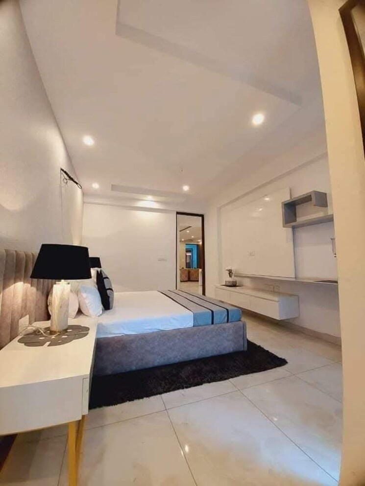 Room, pir machalla 3 Bedroom 1790 Sq.Ft. Apartment In Pir Machalla Zirakpur 9152571