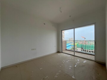 Room in 2 BHK Apartment at Godrej Boulevard, Manjari – for Rent