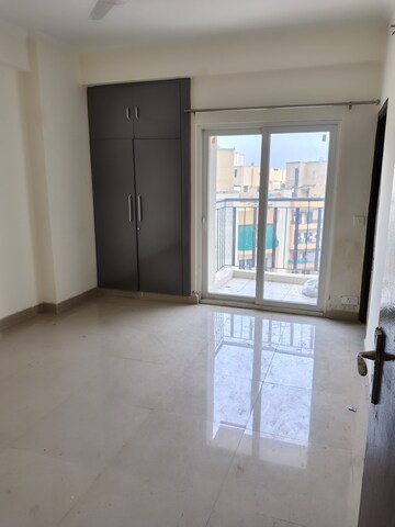 Furnished Amenities in 3 BHK Apartment at Amrapali Terrace Homes, Tech Zone 4 Greater Noida – for Rent