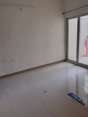 Furnished Amenities in 3 BHK Apartment at Amrapali Terrace Homes, Tech Zone 4 Greater Noida – for Rent
