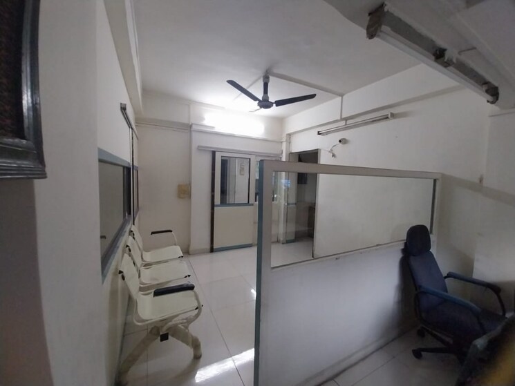 Team Area, rolex-apartment Commercial Office Space 1180 Sq.Ft. In Malad West Mumbai 9067818