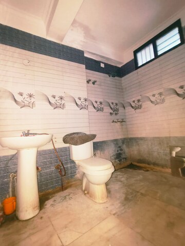 Bathroom in 2 BHK Builder Floor at Dwarka Mor – for Rent