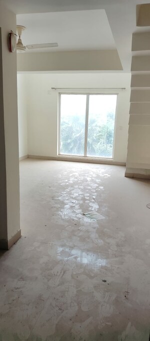 Room in 3 BHK Apartment at Paras Seasons, Sector 168 – for Sale