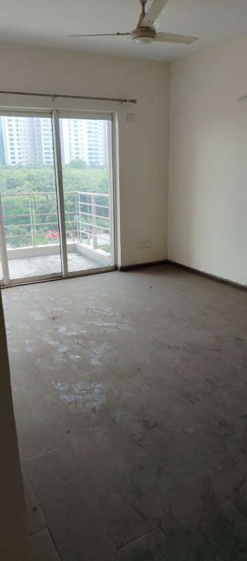 3 BHK Apartment For Sale in Paras Seasons, Sector 168