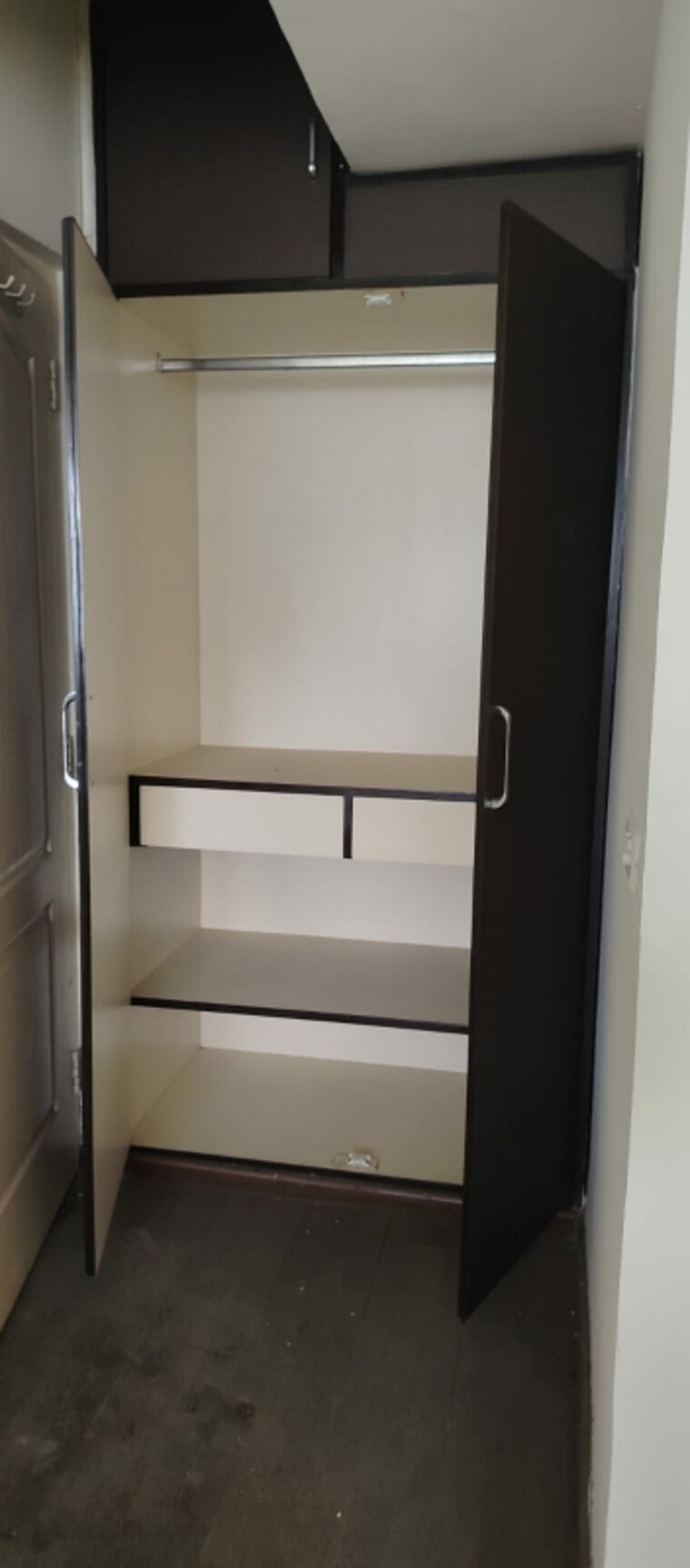 Bathroom, paras-seasons 3 Bedroom 1465 Sq.Ft. Apartment In Sector 168 Noida 9152801