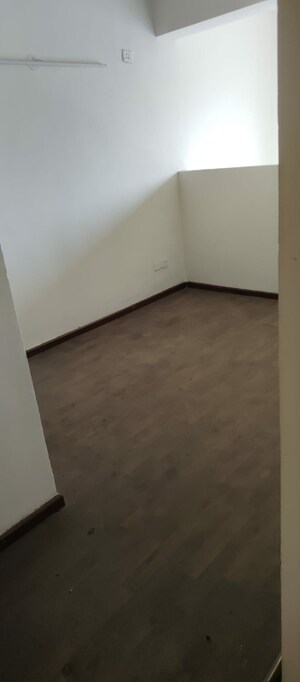 Room in 3 BHK Apartment at Paras Seasons, Sector 168 – for Sale