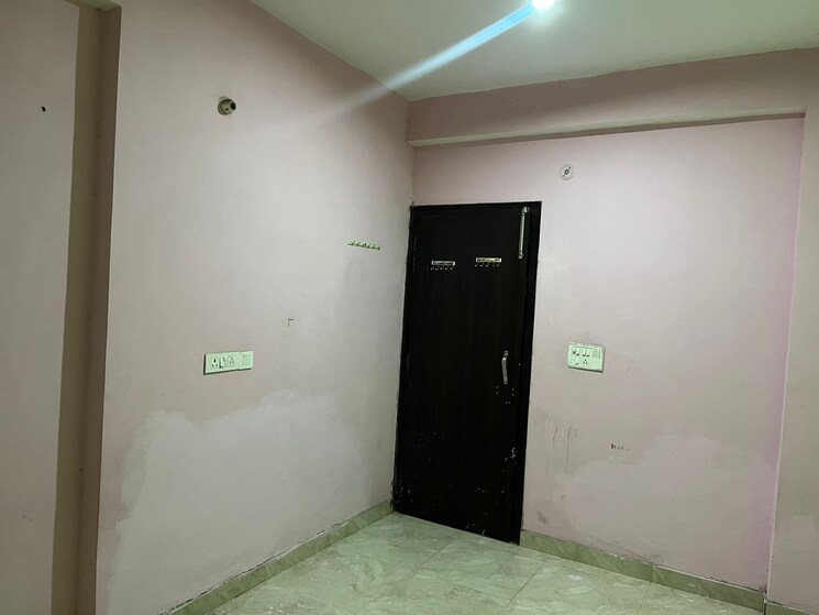 Room, arv-park 2 Bedroom 1050 Sq.Ft. Independent House In Sector 63 Noida 9152825