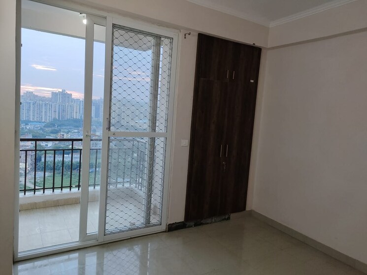 Room, amrapali-golf-homes 2.5 Bedroom 1200 Sq.Ft. Apartment In Sector 4 Greater Noida Greater Noida 9152888