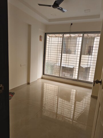 Room in 2 BHK Apartment at Puranik Rumah Bali, Ghodbunder Road – for Rent