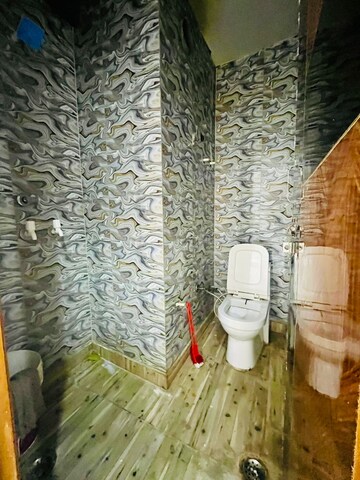 Bathroom in 1 BHK Builder Floor at Dwarka Mor – for Rent