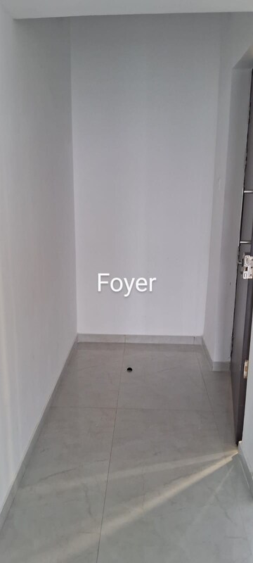  2 BHK Apartment at Vaibhavlaxmi Queens Avenue, Chembur – for Rent