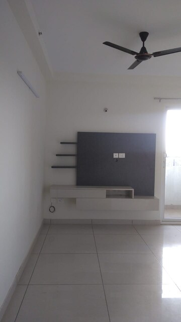Furnished Amenities in 3 BHK Apartment at Prestige Lakeside Habitat, Varthur – for Sale