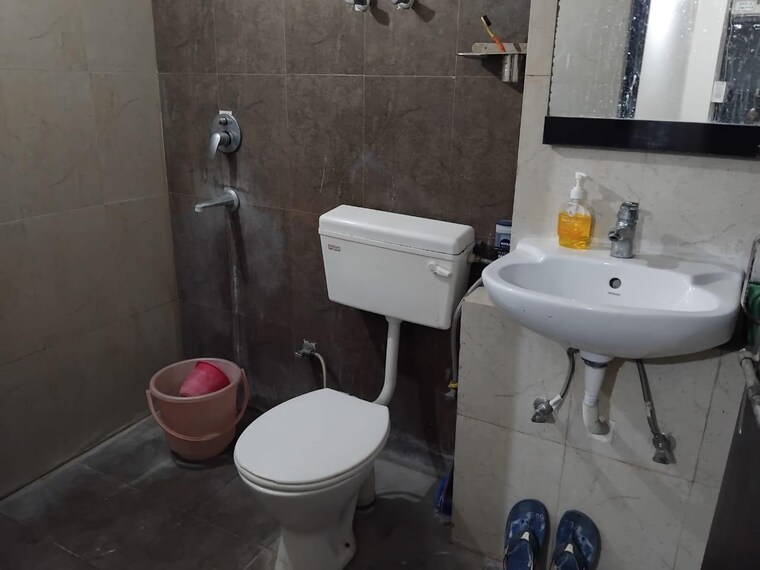 Bathroom, techman-moti-residency 2 Bedroom 895 Sq.Ft. Apartment In Raj Nagar Extension Ghaziabad 9152926