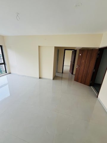 Room in 2 BHK Apartment at Wadhwa Dukes Horizon, Chembur – for Sale