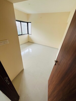 Room in 2 BHK Apartment at Wadhwa Dukes Horizon, Chembur – for Sale