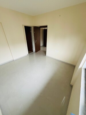 Room in 2 BHK Apartment at Wadhwa Dukes Horizon, Chembur – for Sale
