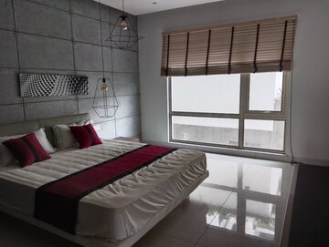 Bedroom in 4 BHK Apartment at Jayabheri The Peaks, Narsingi – for Rent