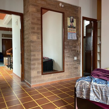 Bedroom in 3 BHK Penthouse at Shanthi Nagar – for Rent