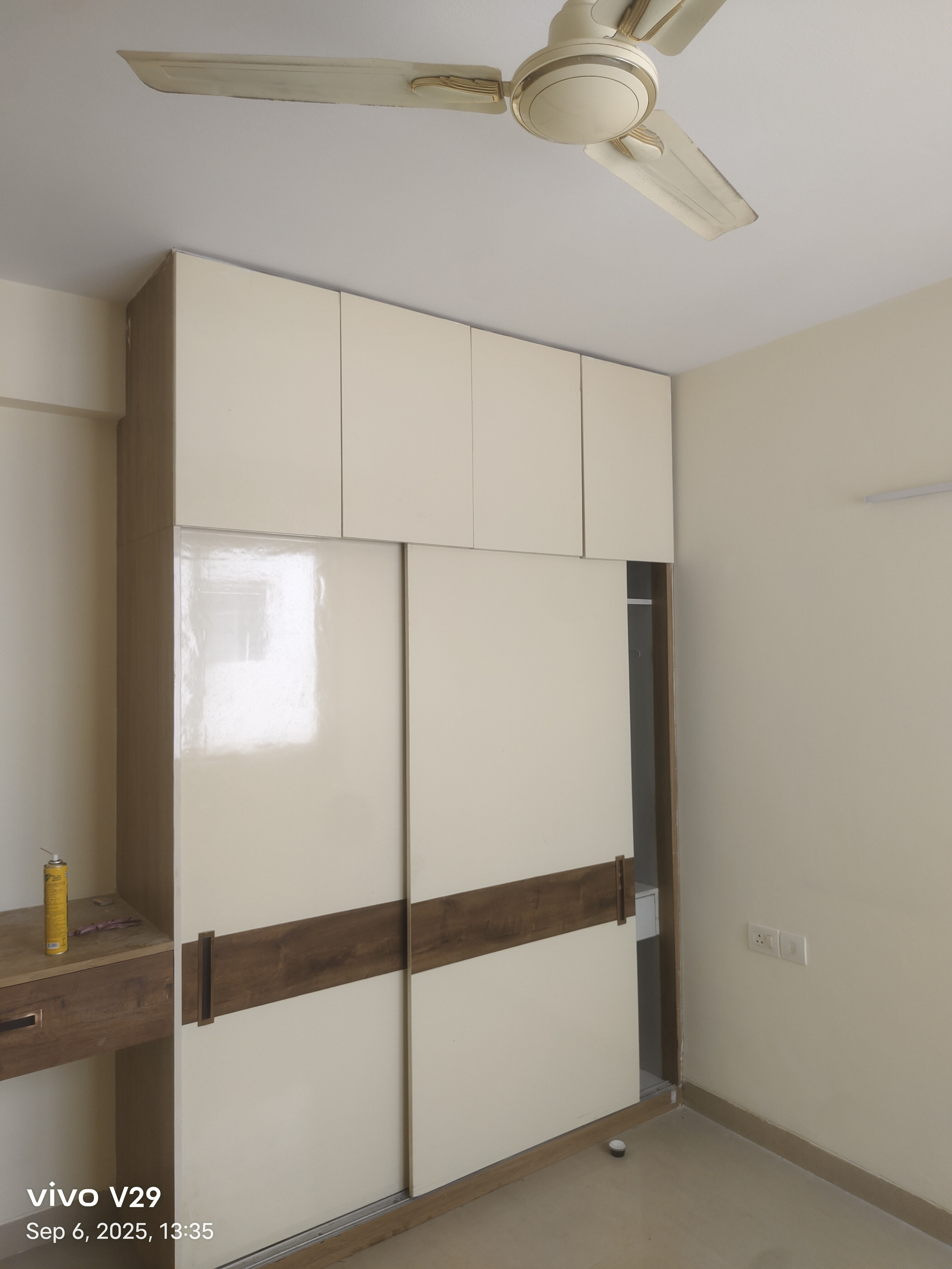 4 BHK + Extra Room Apartment For Rent in Emaar MGF Emerald Hills