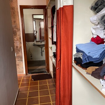 Bathroom in 3 BHK Penthouse at Shanthi Nagar – for Rent