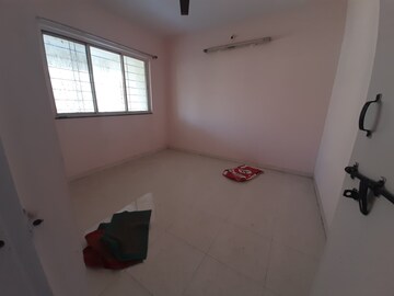 Room in 2 BHK Apartment at Bhansali Campus, Sinhagad Road – for Sale