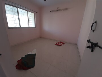 Room in 2 BHK Apartment at Bhansali Campus, Sinhagad Road – for Sale