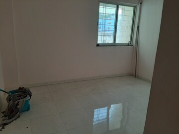 Room in 2 BHK Apartment at Bhansali Campus, Sinhagad Road – for Sale