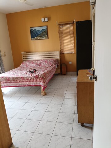 Bedroom in 3.5 BHK Apartment at LnT Realty South City, Bannerghatta Road – for Rent