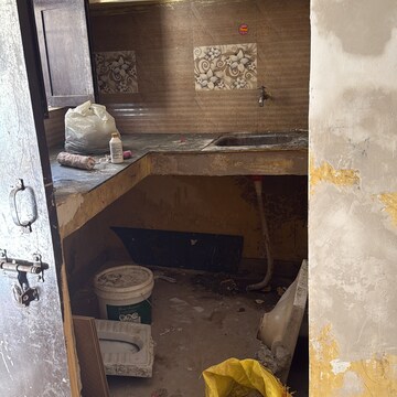 Kitchen in 1 BHK Apartment at Green Home, Sector 73 – for Rent