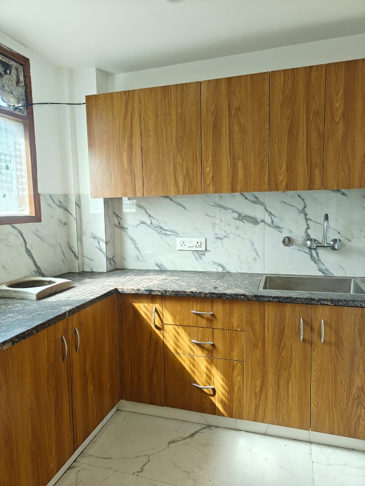 Kitchen, saket 2 Bedroom 1000 Sq.Ft. Builder Floor In Saket Delhi 9153084