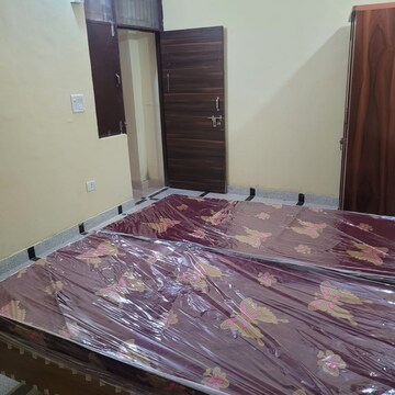 Bedroom in 1 RK Builder Floor at Deep Homes Sector 73, Sector 73 – for Rent