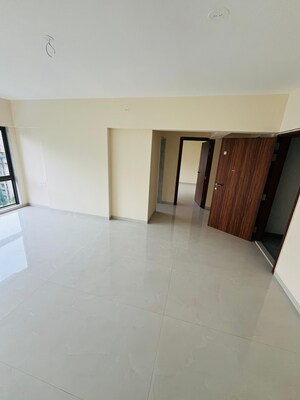 Room in 2 BHK Apartment at Om Sai Chembur Nandadeep CHS, Chembur – for Sale