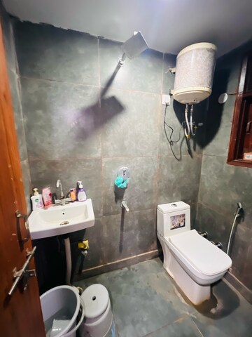 Bathroom in 3 BHK Builder Floor at Saket – for Rent