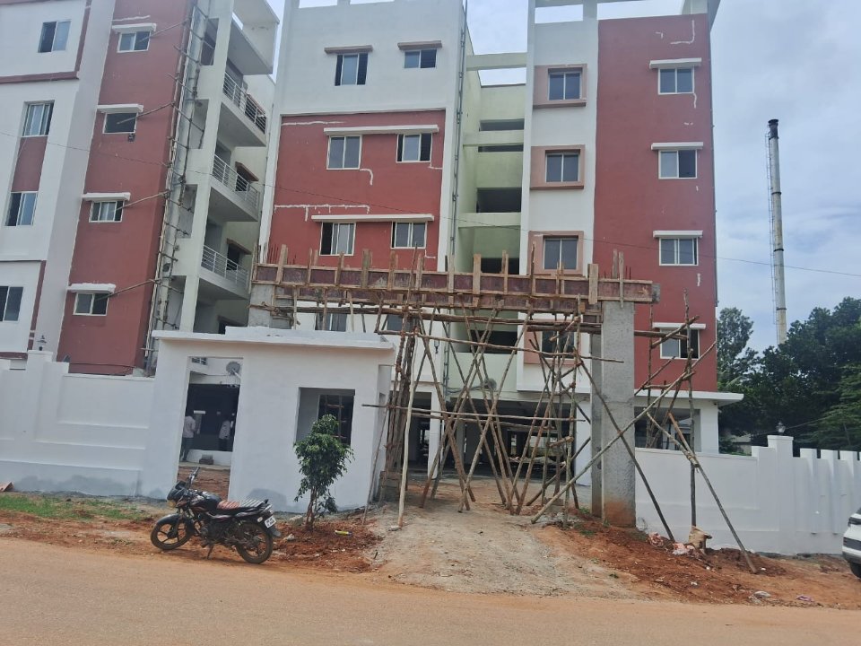 2 BHK + Servant Room 893 Sq.Ft. Apartment in Sriven Daksha Elite