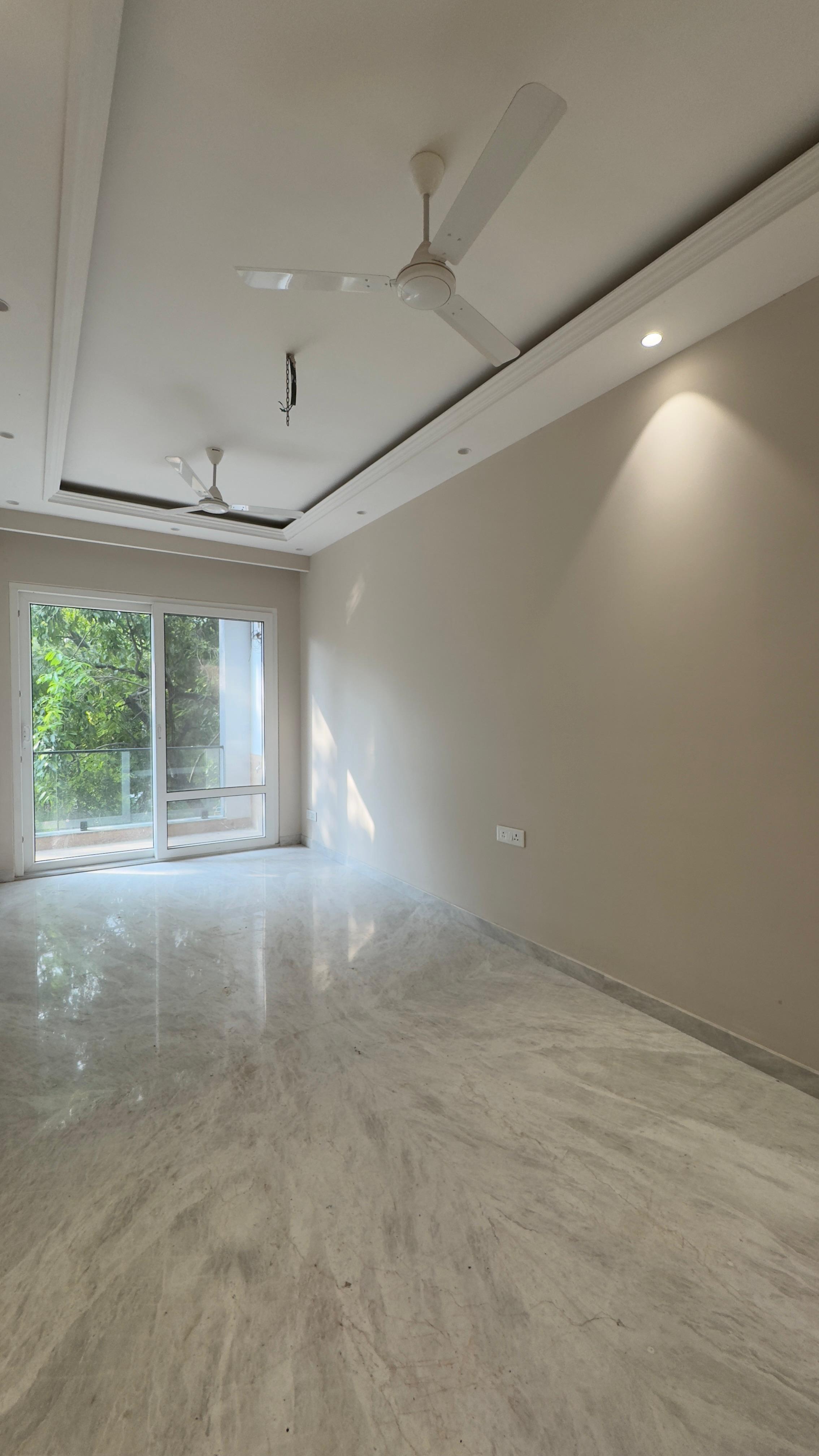 3 BHK + Servant Room Builder Floor For Sale in East Of Kailash