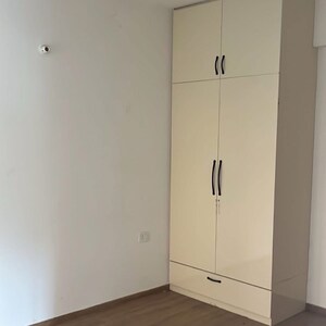 Room in 3 BHK Apartment at Tulip Yellow, Sector 69 – for Sale