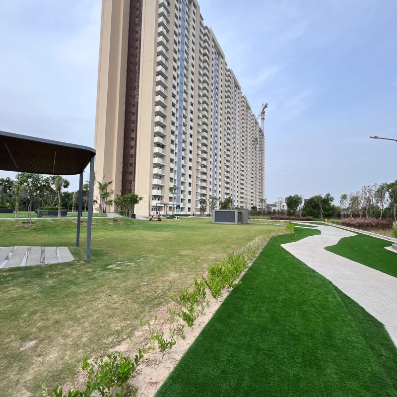 3 BHK 1034 Sq.Ft. Apartment in Tulip Yellow