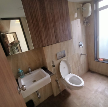 Bathroom in 2 BHK Apartment at Lodha Amara Tower 32 And 33, Sandoz Baug – for Rent