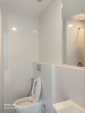 Furnished Amenities in 2 BHK Apartment at Worli – for Rent