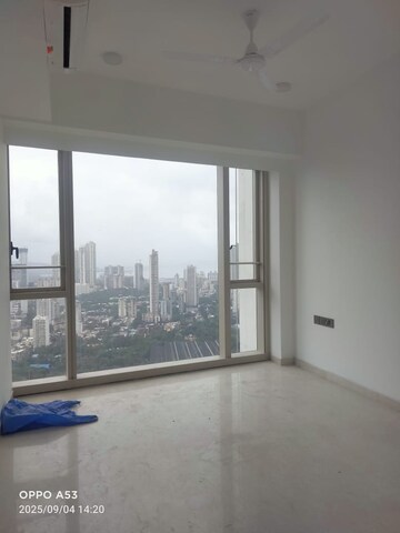 Room in 2 BHK Apartment at Worli – for Rent